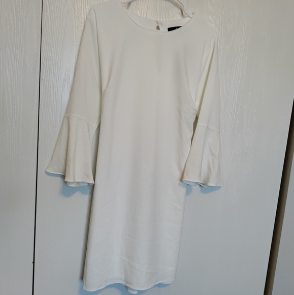 Beautiful Lulu's white dress - Picture 3 of 12